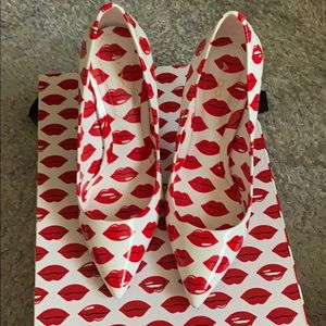 ALDO Stessy K Valentine Lip collection pump